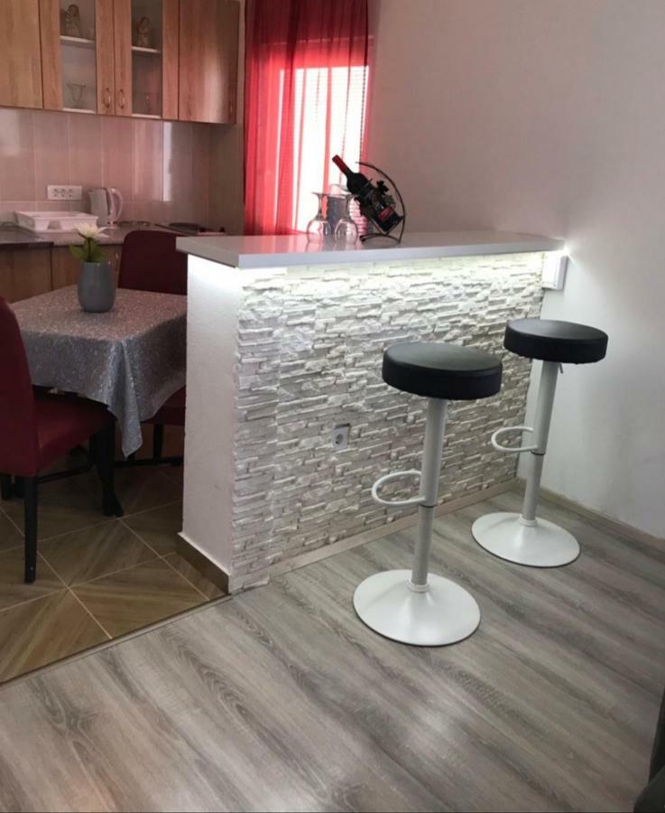 Апартаменты Apartman Djordje 1 Будва Экстерьер фото